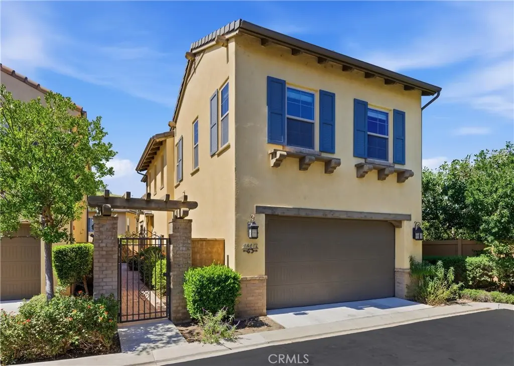 Residential Lease for rent at 28277 Via Del Mar, San Juan Capistrano, Orange County, CA featuring 3 beds and 3 baths
