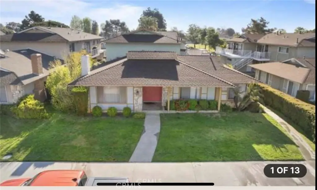 Residential Lease for rent at 18552 DEMION Lane D, Huntington Beach, Orange County, CA featuring 2 beds and 1 bath