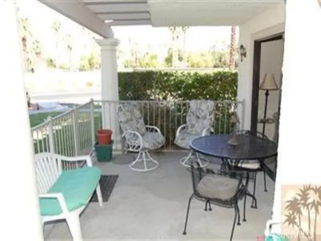 Residential Lease for rent at 2001 E Camino Parocela Q123, Palm Springs, Riverside County, CA featuring 2 beds and 2 baths