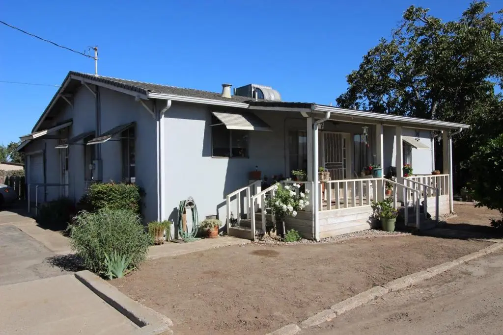 Single Family Residence for sale at 2025 Pacheco Pass Highway, Gilroy, CA featuring 3 beds and 1 bath