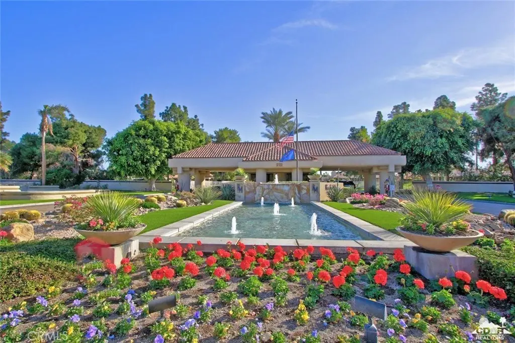 Single Family Residence for rent at 75 Kavenish Drive, Rancho Mirage, CA featuring 3 beds and 3 baths