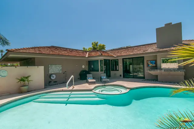 12 Whittier Court, Rancho Mirage, CA — listing photo 1