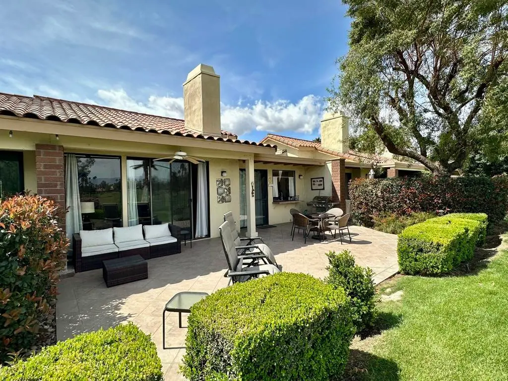 Residential Lease for rent at 138 Gran, Palm Desert, Riverside County, CA featuring 2 beds and 2 baths
