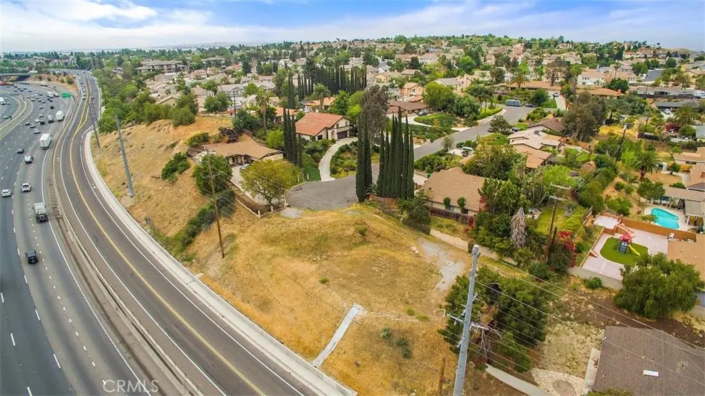 20517 Claremont, Riverside, CA — listing photo 1