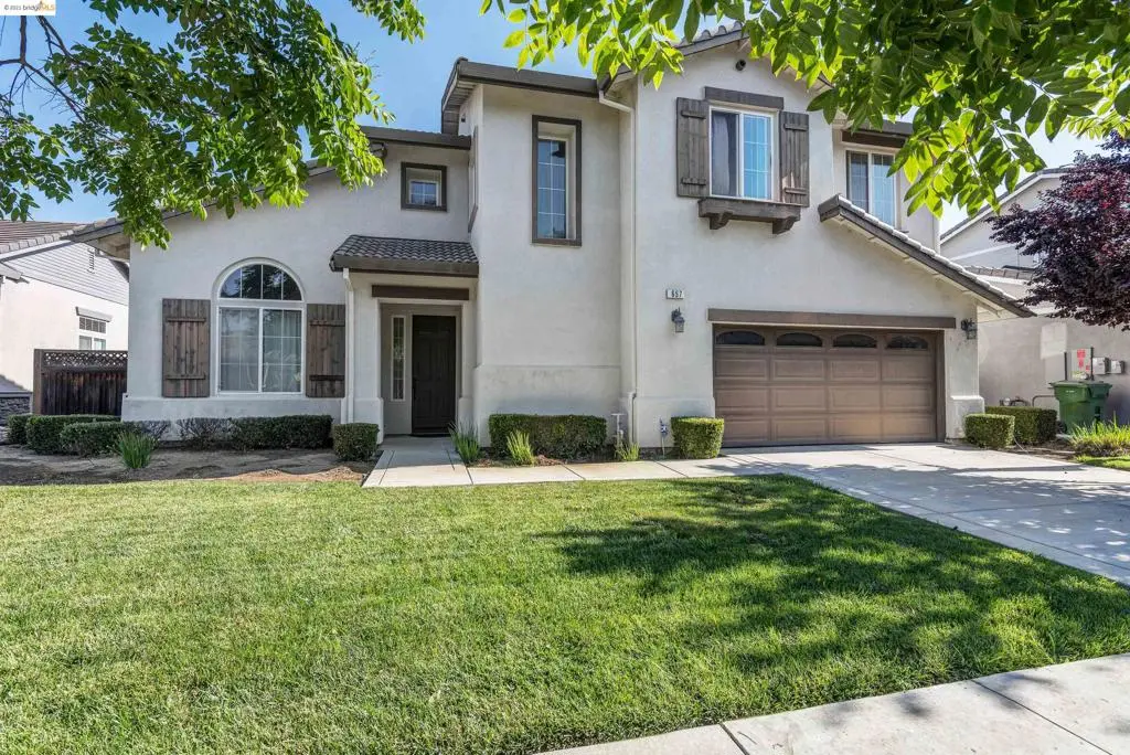 Single Family Residence for sale at 657 Ray St, Brentwood, CA featuring 3 beds and 3 baths