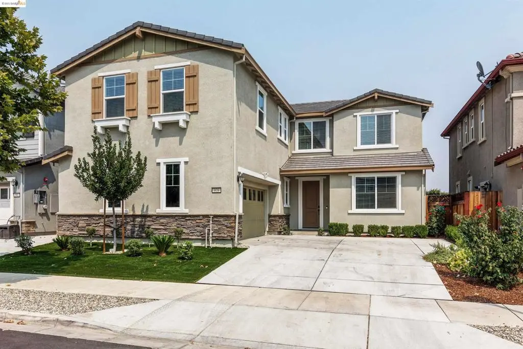 Single Family Residence for sale at 979 Princess Way, Brentwood, CA featuring 4 beds and 4 baths