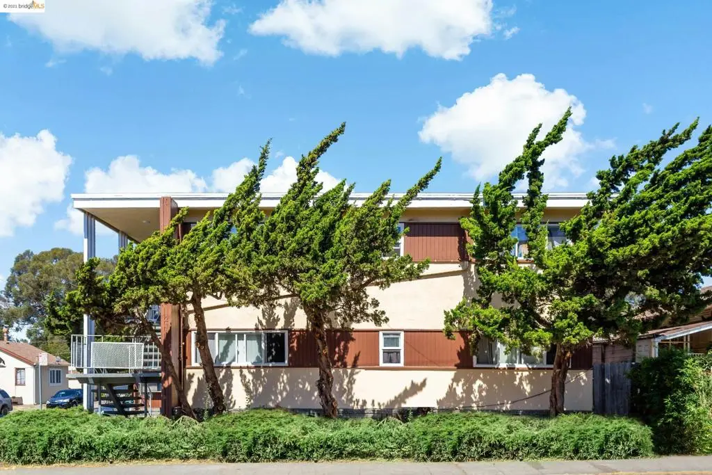 Residential Income for sale at 2401 Bartlett St, Oakland, CA